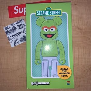 SOLD Bearbrick Oscar The Grouch Toy 400% Green